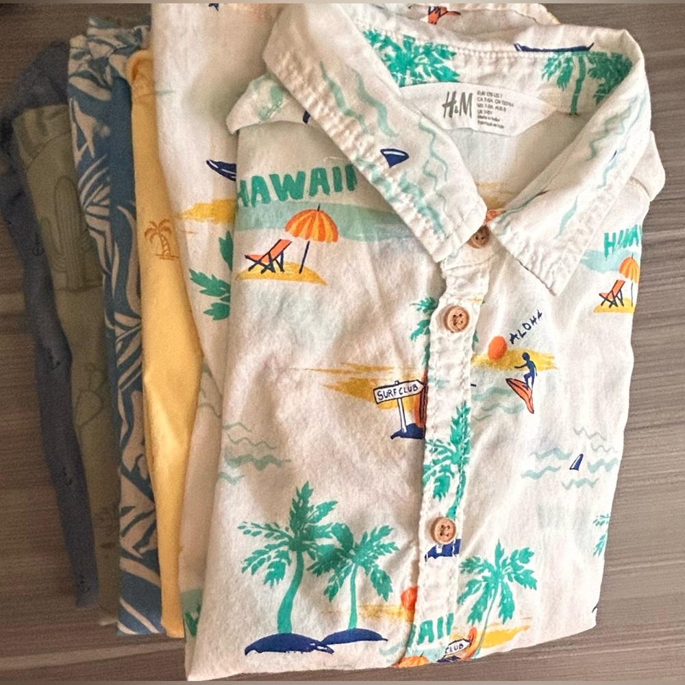 Bundle of 5๏ธโฃ Tropical Print Button-Up Shirt